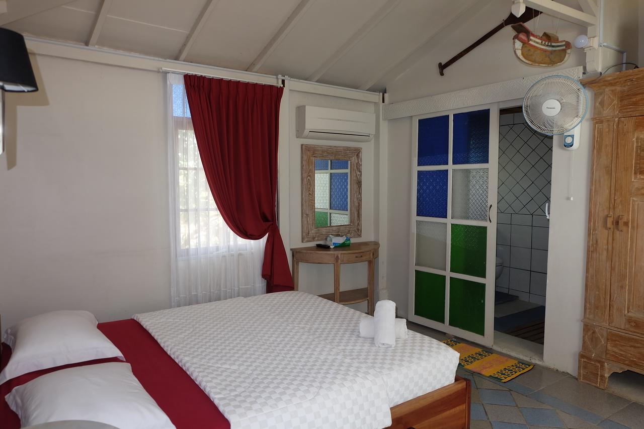 Villa Isabella Putri B&B Jepara Esterno foto
